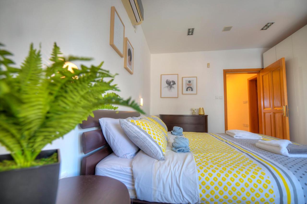 Bright And Spacious 3 Bedroom Apartment With Breathtaking Views - Goslm-5 Sliema Zewnętrze zdjęcie